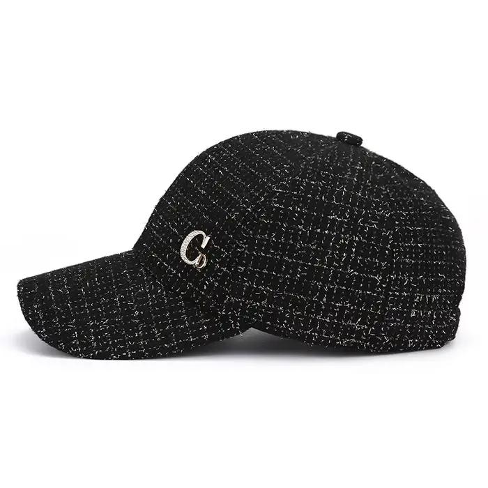 Casquette de Baseball avec Patch M en métal