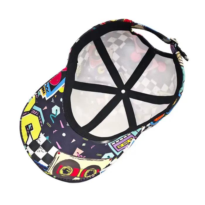 Casquette de baseball classique des années 90 à motif graffiti aléatoire