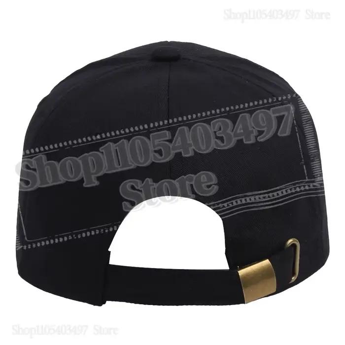 Casquette et pièce commémoratives de la mission lunaire Artemis II