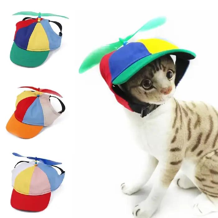 Chapeau coloré à hélices pour chiens et chats résistant aux UV et respirant pour promenades estivales et occasions spéciales